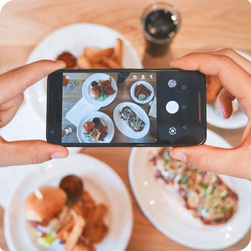 Eating heavy meals or fatty foods can irritate the belly.